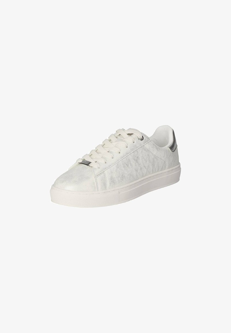 Weiße Ledersneaker mit strukturierter Oberfläche, Schnürverschluss, grauen Akzenten an der Ferse und einer Gummisohle mit einem gemusterten Grip.
