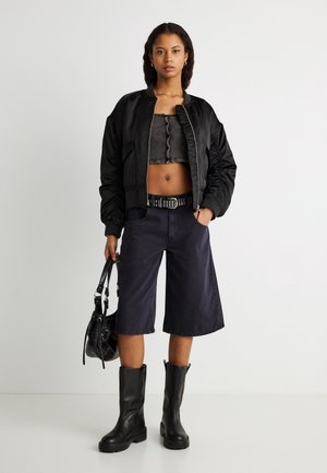 Poradie 3: Levi's® - SUPER BAGGY JORT - Denimové šortky