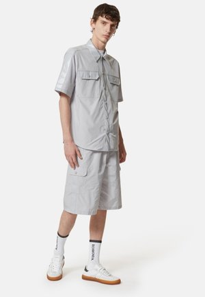 SET - Shorts - grey x