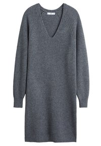 Robe pull gris en tricot avec un décolleté en V profond, texture côtelée, manches longues et coupe oversize, conçue pour le confort et la chaleur.