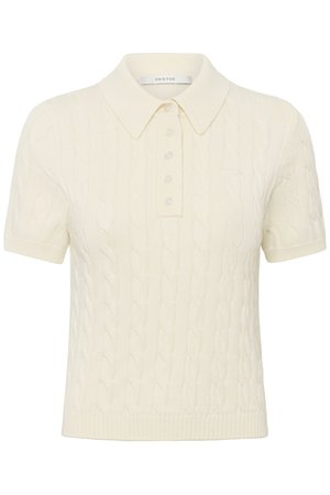 Πουλόβερ πόλο πλεκτό με κοντά μανίκια σε εκρού χρώμα, με σχέδιο κοτσίδα, πέντε κουμπιά, ριμπ τελείωμα και μανσέτες, και μυτερό γιακά.