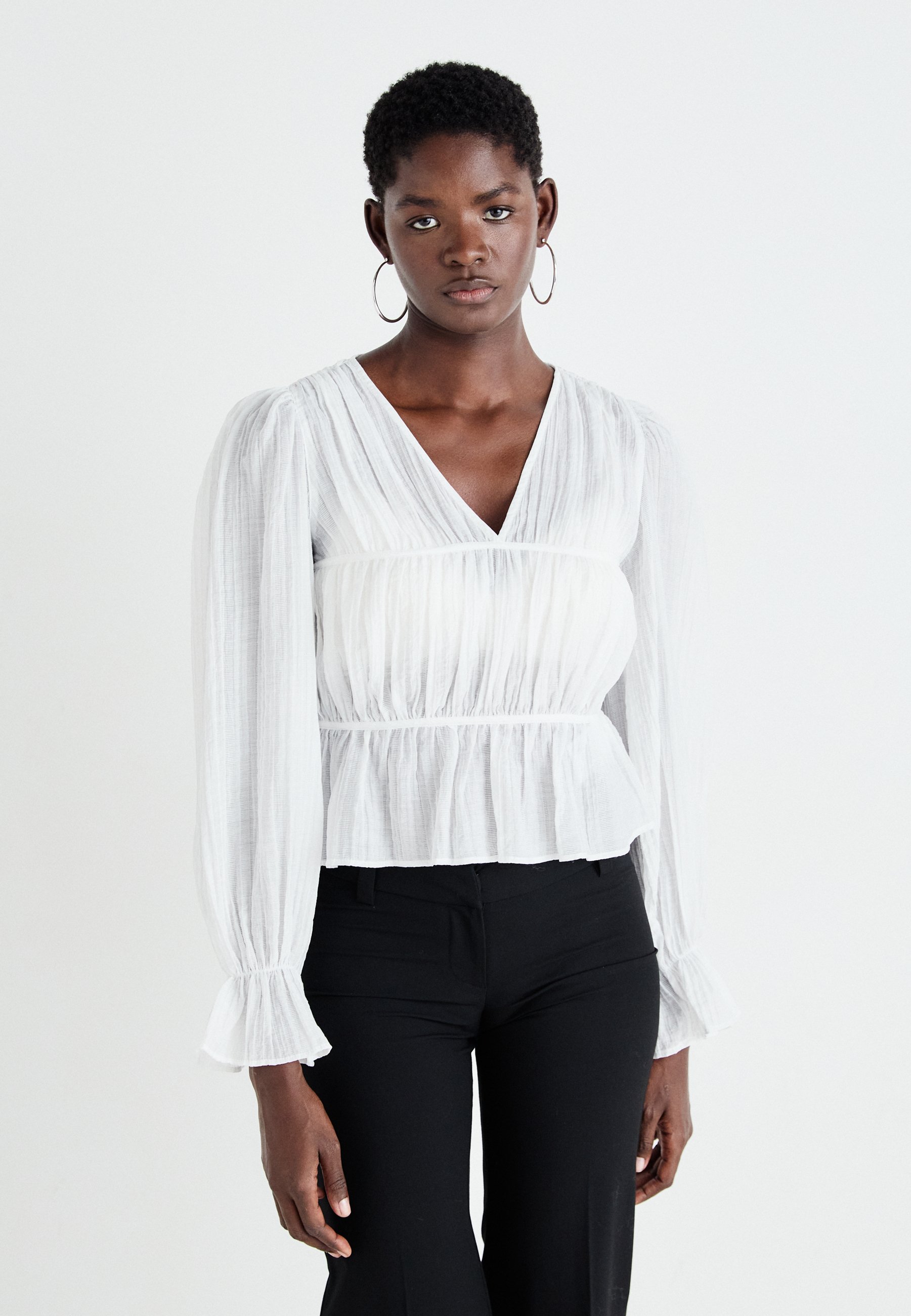 【新品】Gypsohila Fit Blouse White シャツ / ブラウス | gypsohila