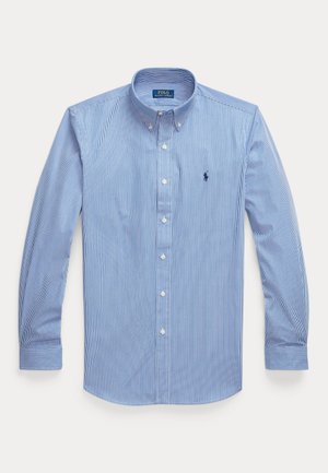 Blau-weiß gestreiftes, langärmliges Hemd mit Knopfleiste, Button-Down-Kragen und kleinem, auf der Brust gesticktem Logo.