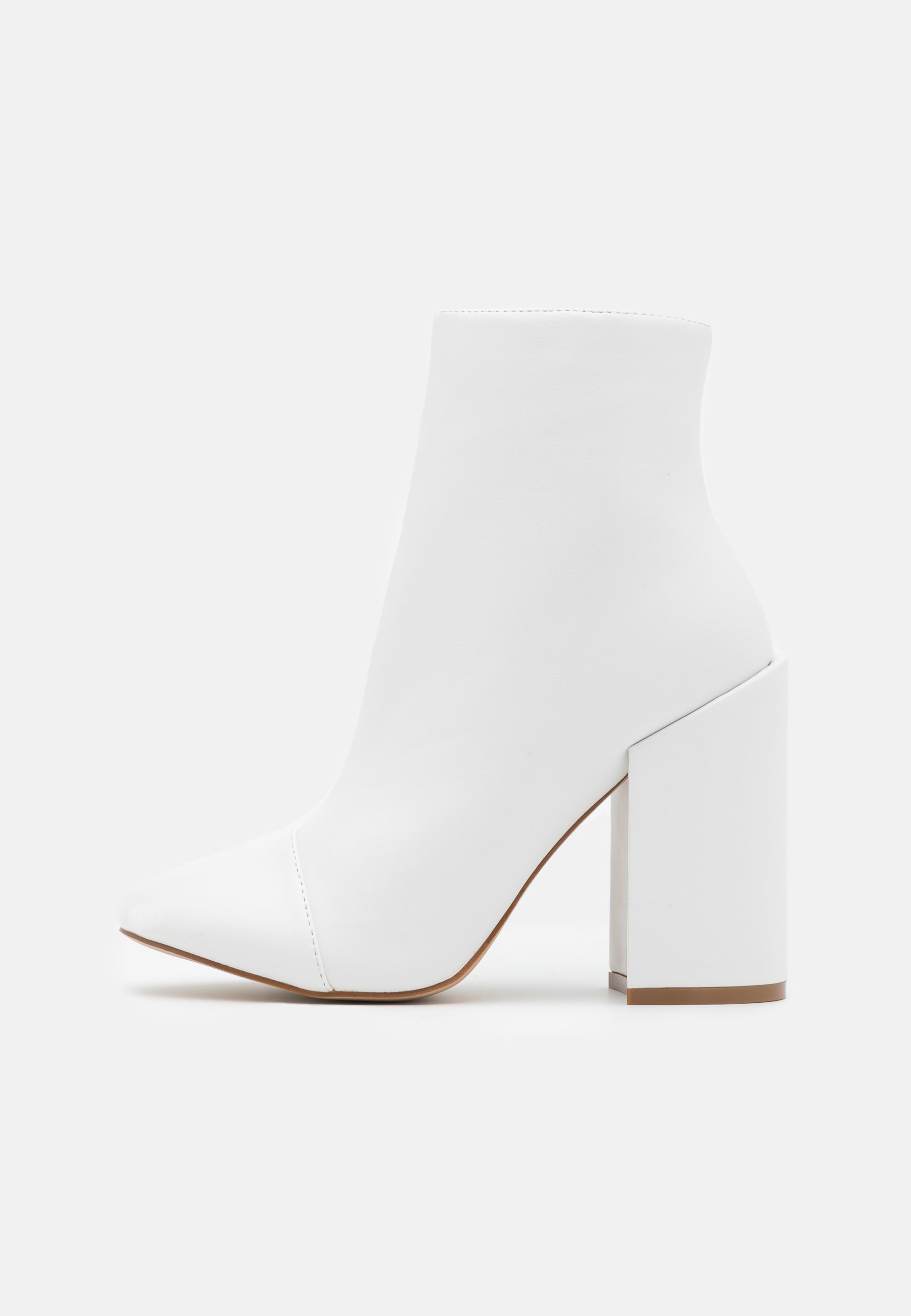 Vita Ankelboots | Dam | Köp dina stövletter online på Zalando.se Vita Stövletter | Dam | Köp dina stövletter online på Zalando.se