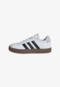 Δεν επιλέχθηκε, ftwr white core black grey one