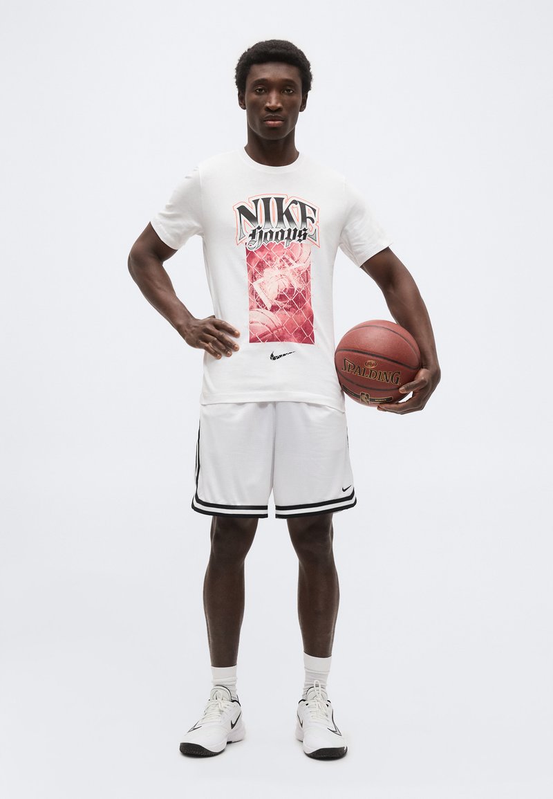 Nike Performance TEE - Triko s potiskem - white