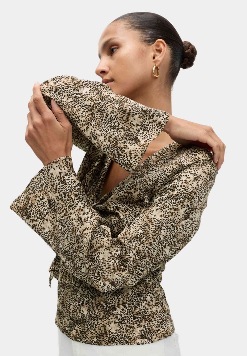 Marks Spencer TWIST FRONT Long sleeved top brown mix/multi