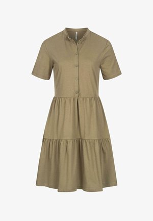 Rövid ujjú, khaki színű ruha, puha anyagból készült, gombos elülső résszel, mandarin gallérral és lépcsős, bővülő szilhuettel.