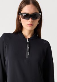 Marc Cain Trikotaažkleit - black