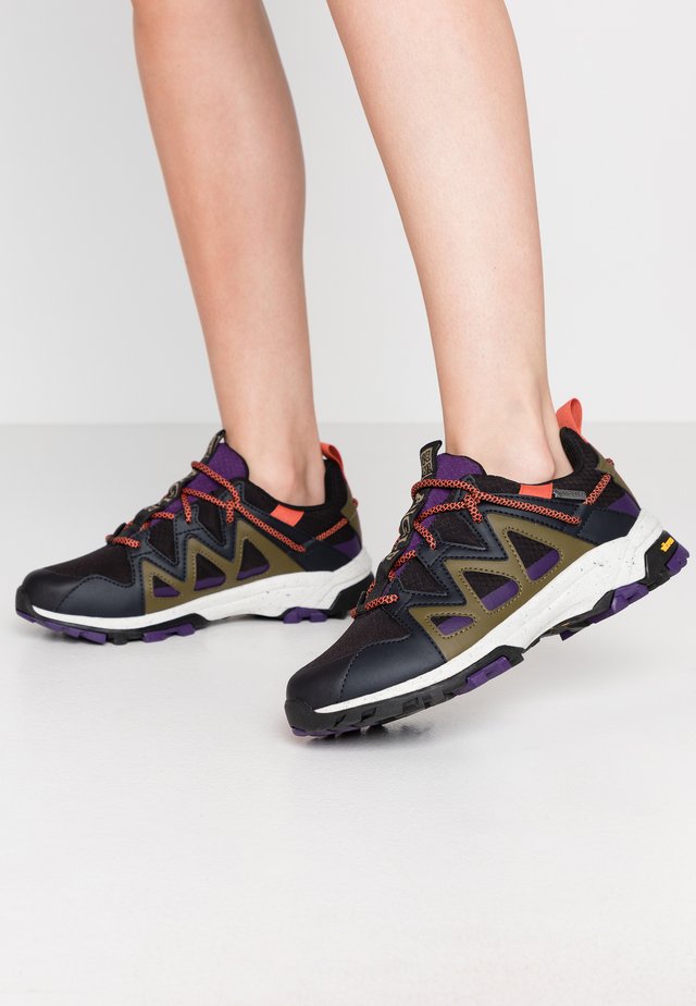 GUINO GTX - Baskets basses - petunia/kaki