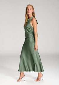 Swing HEY KYLA - Ballkleid - light green