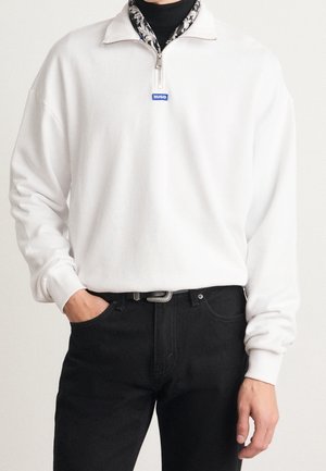 Sweatshirt - white
