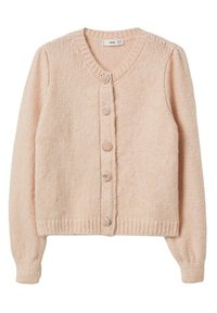 Jasnoróżowy sweter rozpinany na guziki, z okrągłym dekoltem, długimi rękawami oraz pięcioma guzikami, wykonany z lekko fakturowanego materiału z prążkowanym wykończeniem na dole.