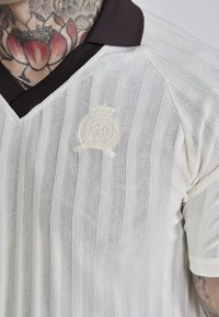 SIKSILK Poloshirt - ecru