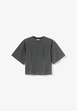 T-shirt court gris charbon à manches courtes, encolure ronde, avec des coutures structurées et une coupe décontractée, posé à plat sur fond blanc.