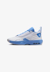 Jordan JORDAN MAX AURA Trainers white/white-university blue