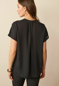 Next SHORT SLEEVE OVERHEAD STANDARD - Bluse - black