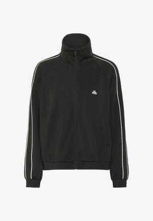 Černá zipová sportovní bunda s vysokým límcem, bílými pruhy podél rukávů, elastickými manžetami a lemem a malým bílým logem na hrudi.