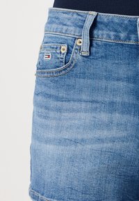 Tommy Jeans NORA - Denim shorts - denim medium