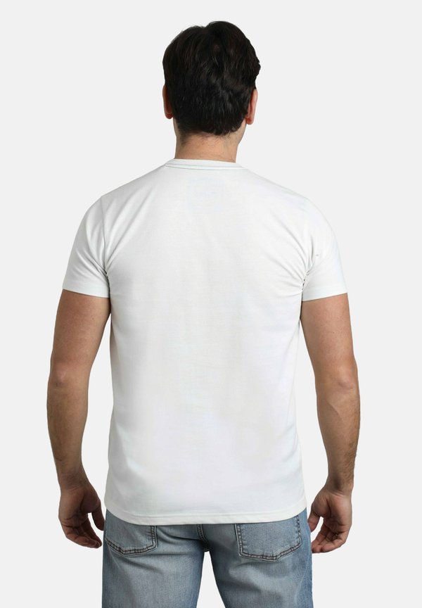 CAMP KIT FRONT GRAPHIC - Print T-shirt