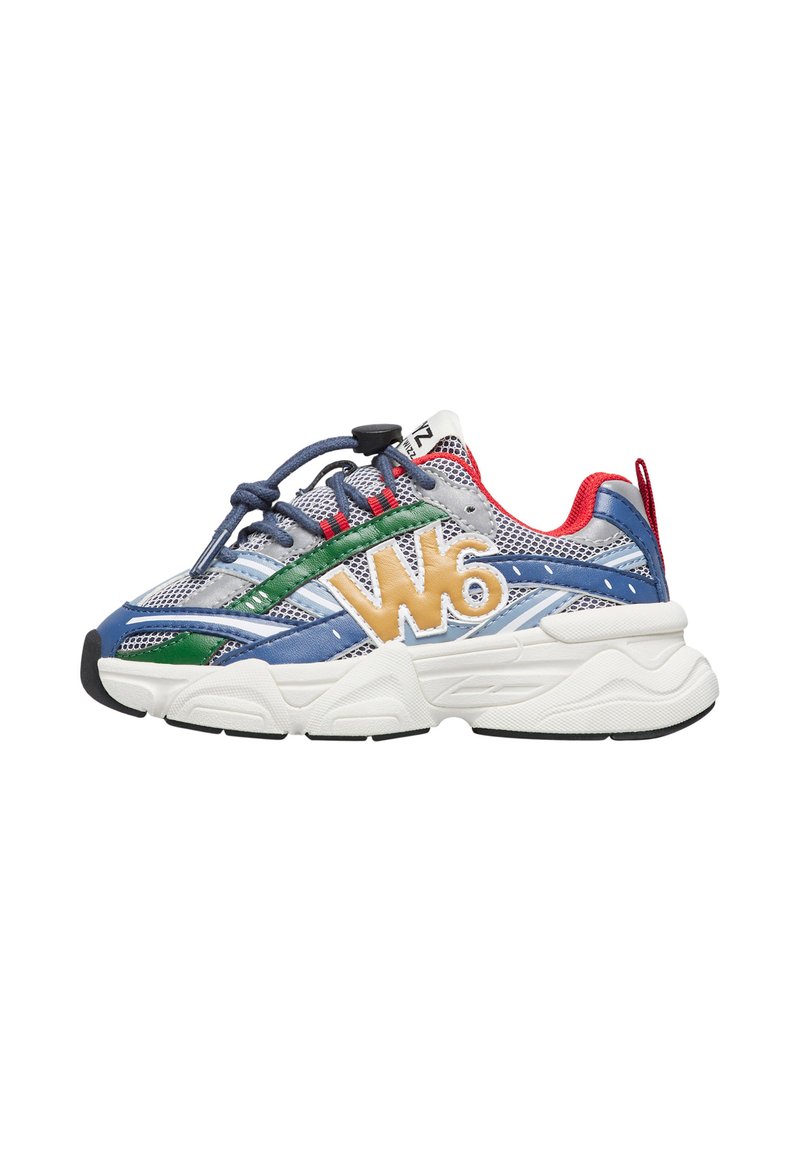 Scarpa da corsa in mesh blu, verde e rosso con un prominente logo giallo "W6". Presenta una suola bianca testurizzata e chiusura con lacci.