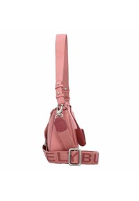 Borsa a tracolla in pelle rosa con finitura testurizzata, tracolla regolabile, accessori in argento e tracolla con logo. Forma triangolare compatta.