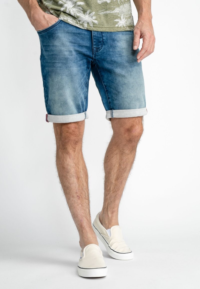 Petrol Industries Shorts vaqueros - dusty miner