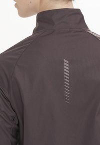 Endurance FUNKTIONS - Windjack - deep shale