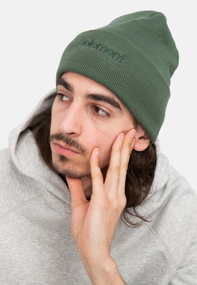 Element DUSK - Pipo - dark green
