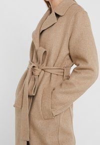 CLOSED Klassisk kappa / rock - beige