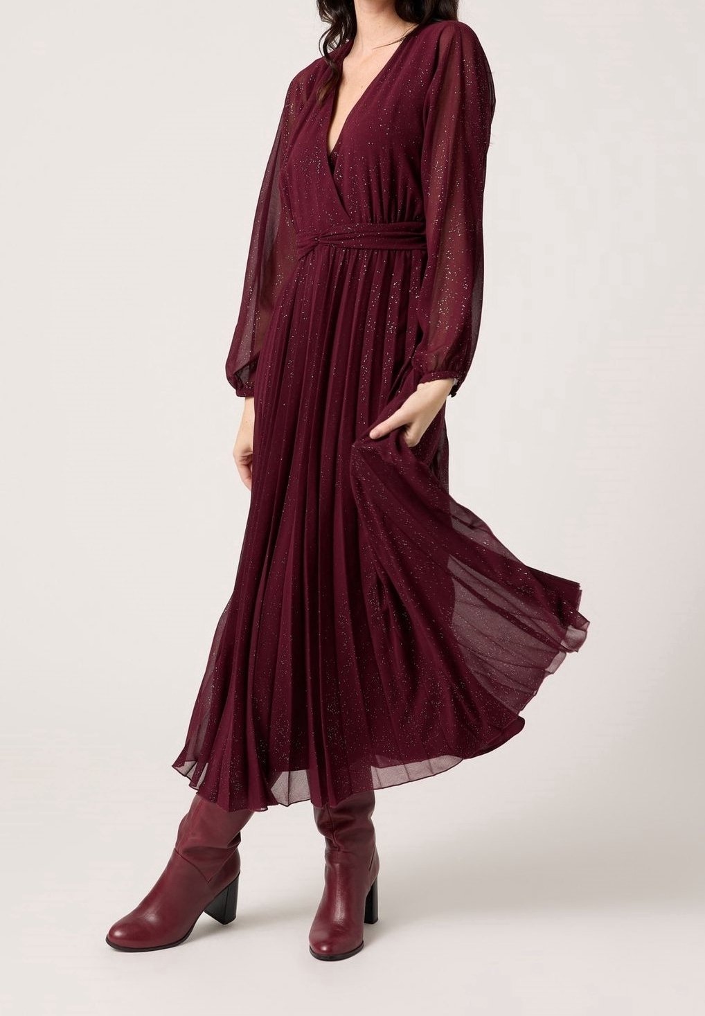 Cocktail Robe Bordeau Naf Naf Jolie Robe Naf Naf Robe Bordeaux Robe Rouge Neuve à Manches Longues Naf Naf  Taille 36 (valeur 60