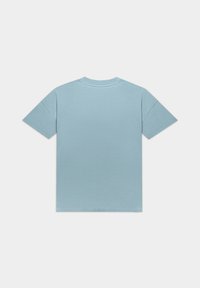 Hellblaues Baumwoll-T-Shirt mit kurzen Ärmeln, Rundhalsausschnitt und einer glatten Texture. Keine sichtbaren Muster, Drucke oder Hardware-Details.