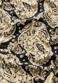 Next JOGGERS - Spodnji deli trenirk - black paisley print