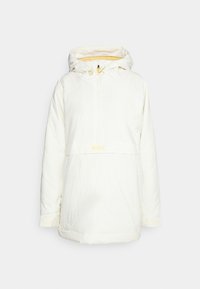 Weiß gesteppte Jacke mit Kapuze, ausgestattet mit einem Halb-Zip-Front, gelben Kordeln und einem Logostreifen an der Taille. Glatte, matte Oberfläche.