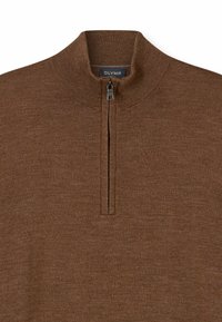 Brauner Pullover mit Reißverschluss und Stehkragen aus glattem, gestricktem Material. Verfügt über einen hohen Kragen und einen sichtbaren Reißverschluss. Dezente Textur mit einheitlicher Farbe.