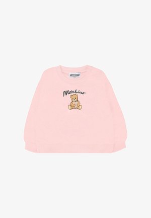 Różowy bawełniany sweter z prążkowanymi mankietami i dołem, z grafiką misia pluszowego oraz czarnym logo "Moschino". Miękka tekstura, casualowy design.