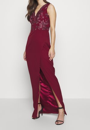 Robe de cocktail - dark red
