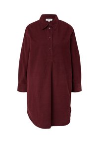 Robe chemise bordeaux en velours côtelé, avec un col, un plastron à boutons sur le devant, des manches longues et un ourlet arrondi.