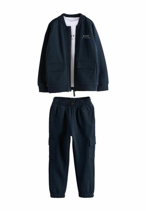 Baker by Ted Baker, BOMBER JACKET, T-SHIRT AND JOGGERS SET - Trainingsanzug - navy