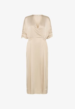 Bézs szatén midi ruha V-nyakú átlapolt elülső résszel, ráncolt rövid ujjal és rugalmas derékrésszel, hogy karcsúsított sziluettet biztosítson.