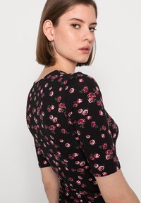 Even&Odd Vestido de malha - black/multi coloured