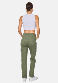 Elara Jeans Straight Leg - grün