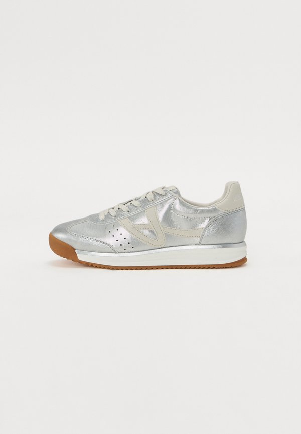 STEPCOUNT - Trainers - silver