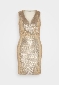 Robe sans manches en sequins dorés, longueur genou, col en V et taille cintrée, conçue pour une occasion formelle ou festive.