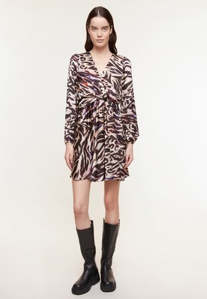 Day dress - marrone