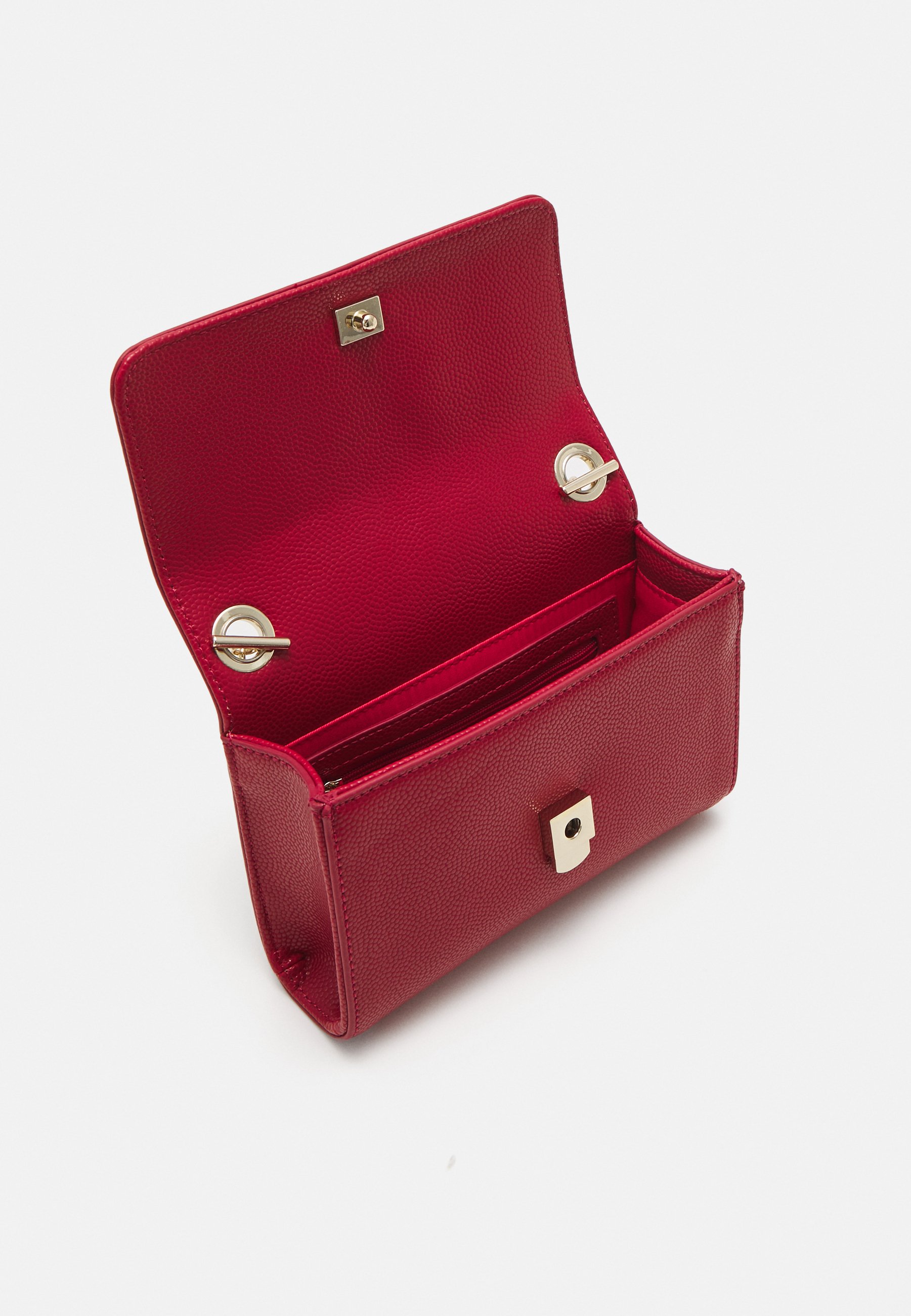 VALENTINO 新品 オリジナル スモール レッド ポーチ ② p レッド（赤）系 VALENTINO(ヴァレンティノ) - 海外通販のBUYMA