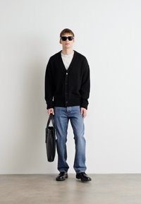 BOSS BELLACO - Casaco de malha - black