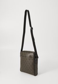 Guess MILANO UNISEX - Borsa a tracolla - military green/black