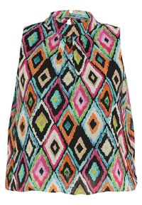 Flerfärgad ärmlös blus med hög halsringning och ett diamantmönster i rosa, orange, tealk och svart på ett lätt tyger.