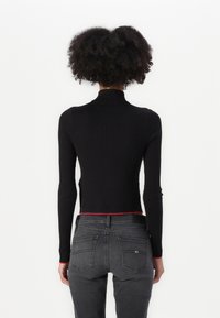 Tommy Jeans CABLE ZIP THRU CARDIGAN - Cardigan - black